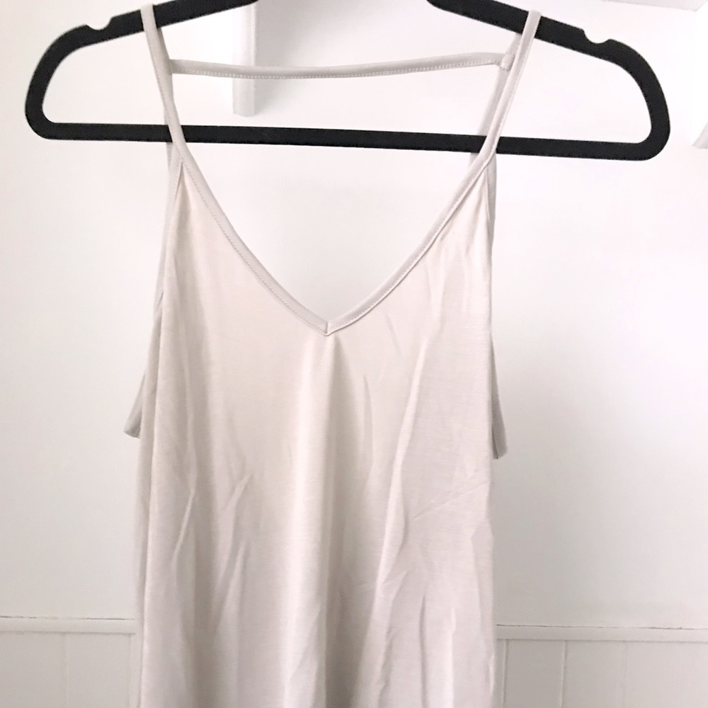 Alexislove v neck tank top open back backless light grey off white